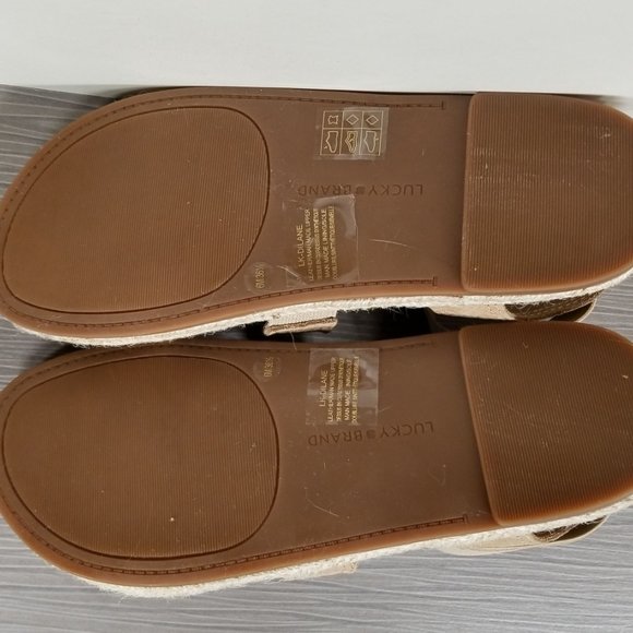 Lucky Brand Dilane Sandals, Stone Embossed Nubuck, Womens Size 6 M / 36.5 - Picture 11 of 13